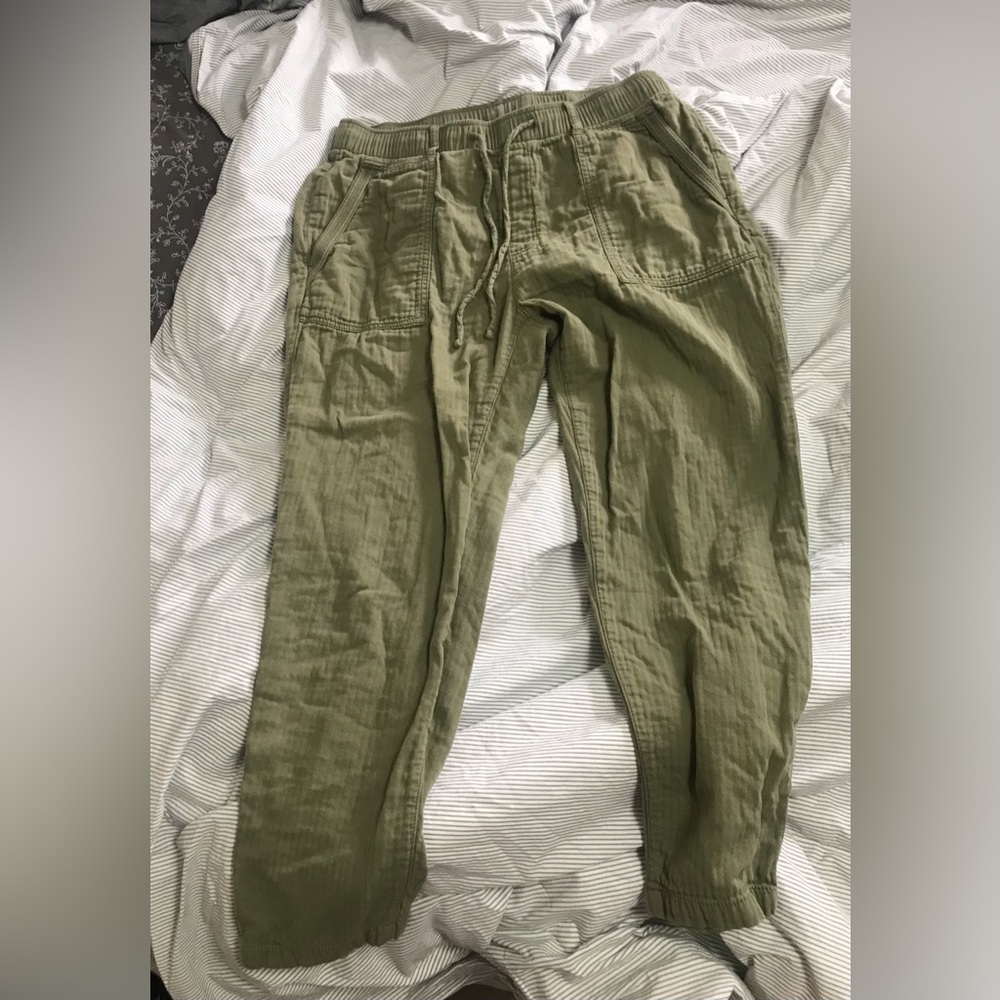 Linen Old Navy Pants in Olive Green